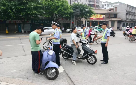 貴州：貴陽交警將聯(lián)合企業(yè)推出“貴陽電動自行車上牌抽獎送好禮”活動