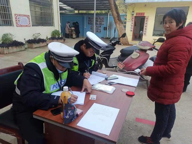 湖南：寧遠(yuǎn)上門免費(fèi)辦理上牌 惠民便民“零距離”